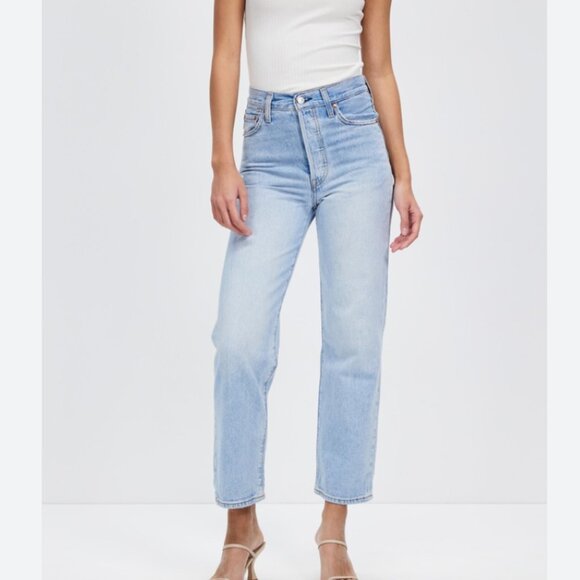 Levi's Ribcage Straight Ankle Light Wash Jeans Size 25 - Womens - Picture 7 of 7